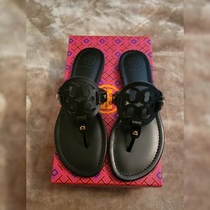 Tory Burch Millers Size 7 *NEW*